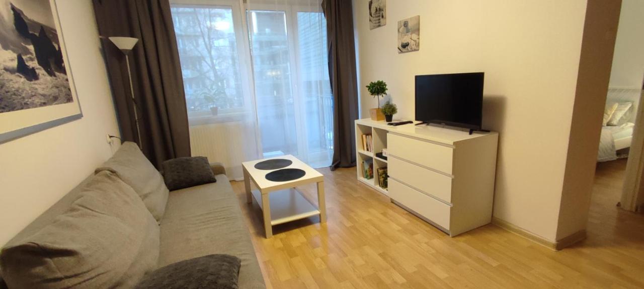Top Apartamenty Centrum - Metro Rondo Onz Βαρσοβία Εξωτερικό φωτογραφία
